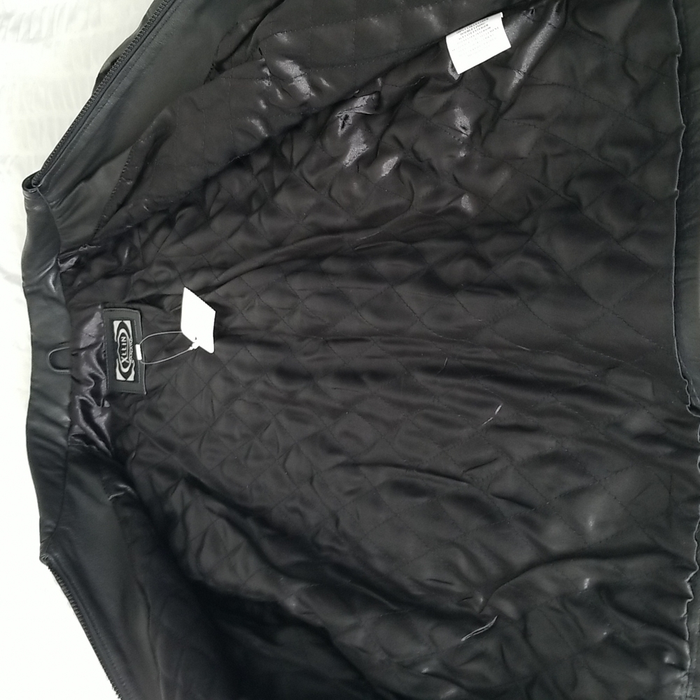 L - Jacket - Picture 9 of 13